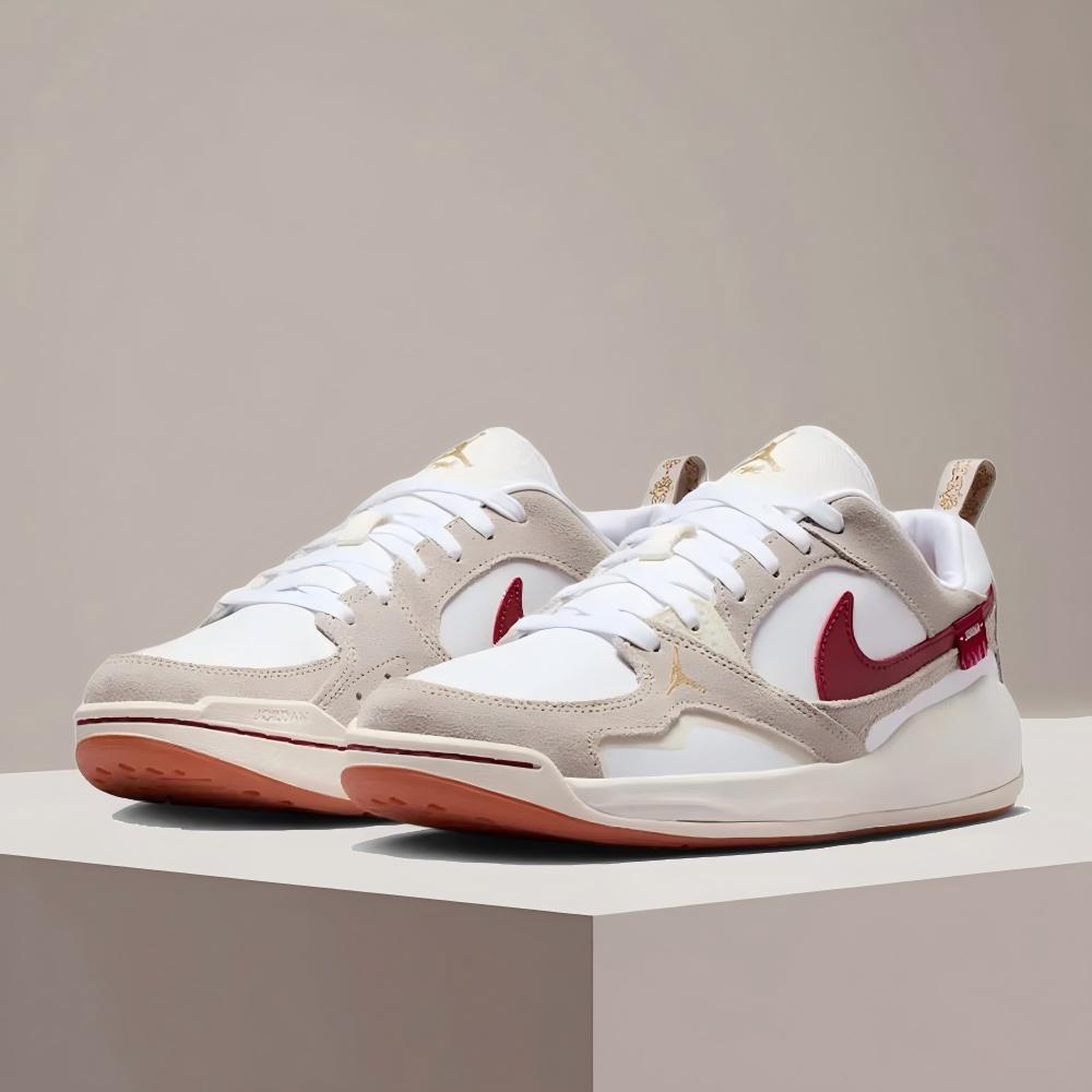 Nike Jordan CMFT ERA Women's S - Women Shoes Jordan recension och pris